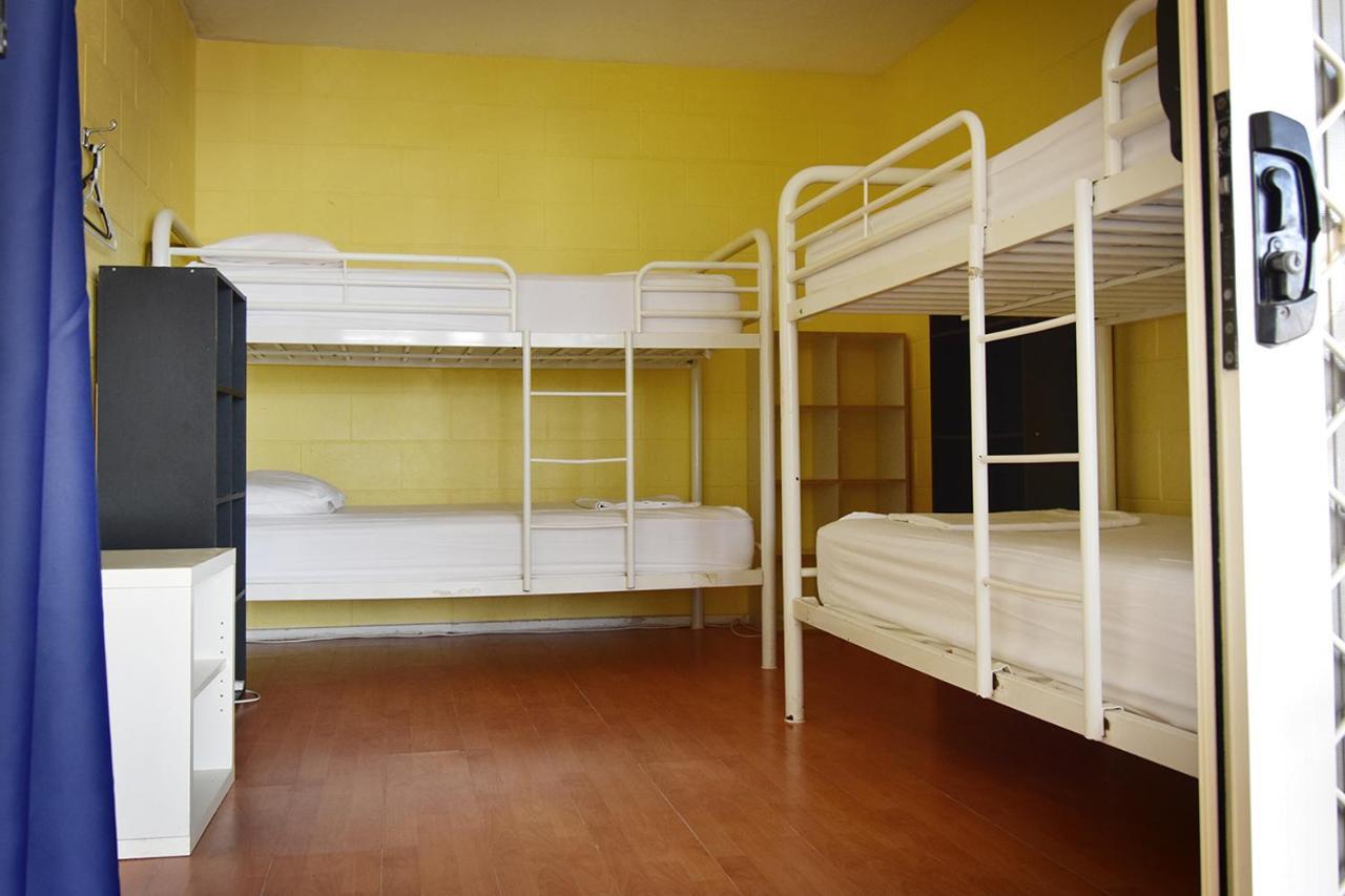 Caloundra Backpackers Hostel ภายนอก รูปภาพ